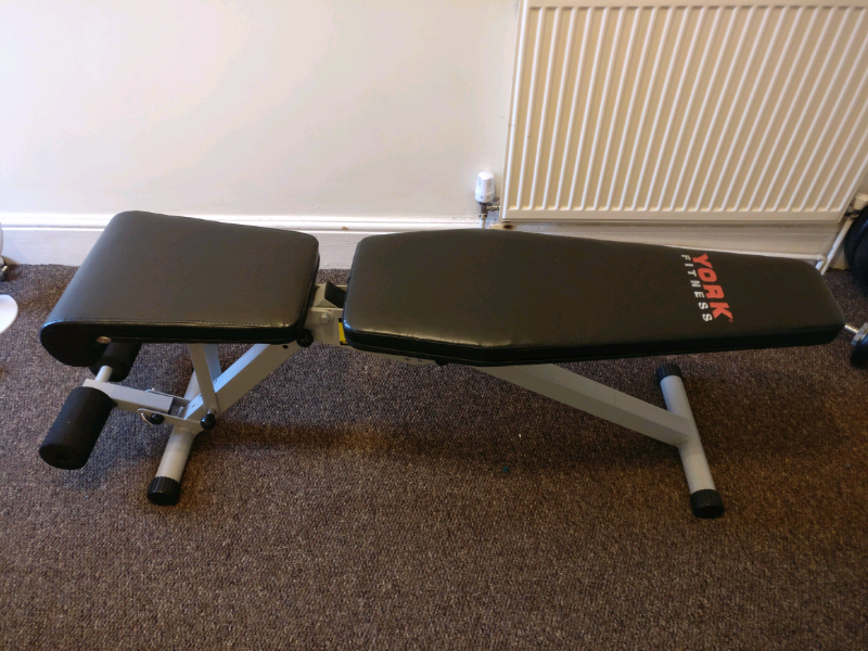 York 13 In 1 Multifunction Gym Bench Like New And Reputable