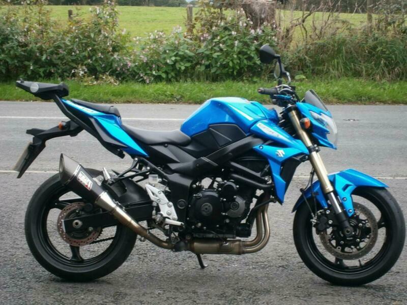 Suzuki gsr750 2016