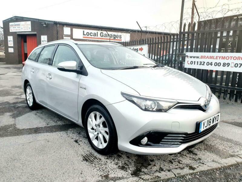 18 2018 Toyota Auris 1.8 VVTi HSD ESTATE 134bhp CVT Auto Icon Hybrid