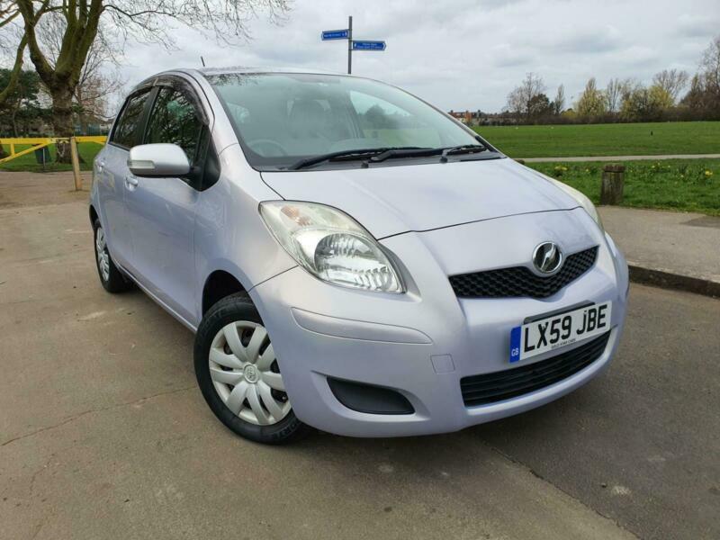 2009 Toyota Yaris Hatchback Petrol Automatic in Romford, London Gumtree