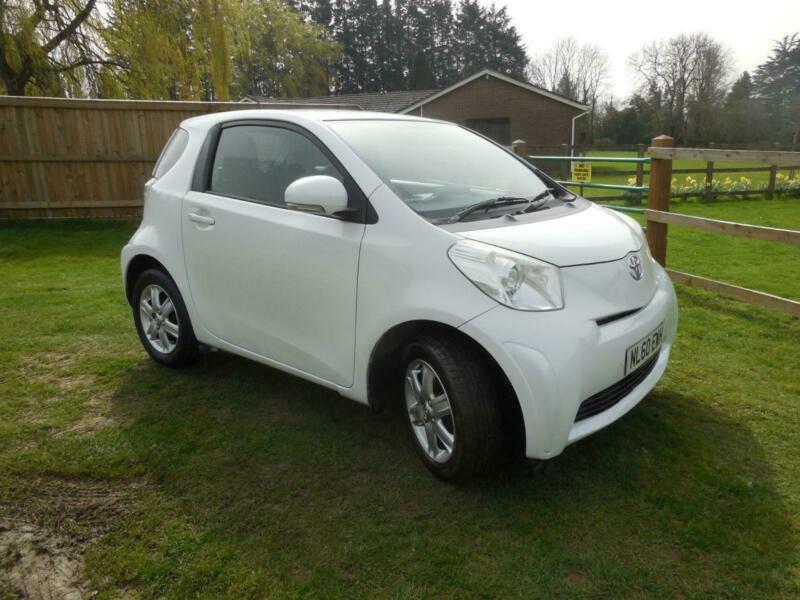 Toyota iq 2010