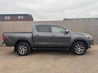 2019 Toyota Hilux D-4D Invincible Pickup Diesel Manual
