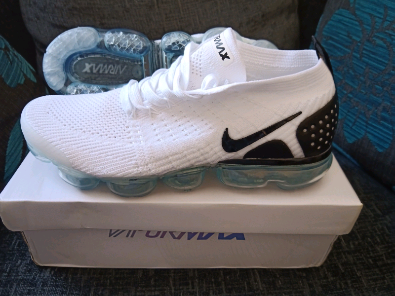 vapormax white university