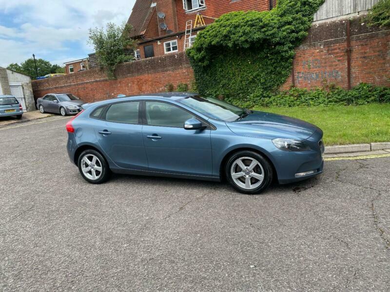 Volvo v40 d3