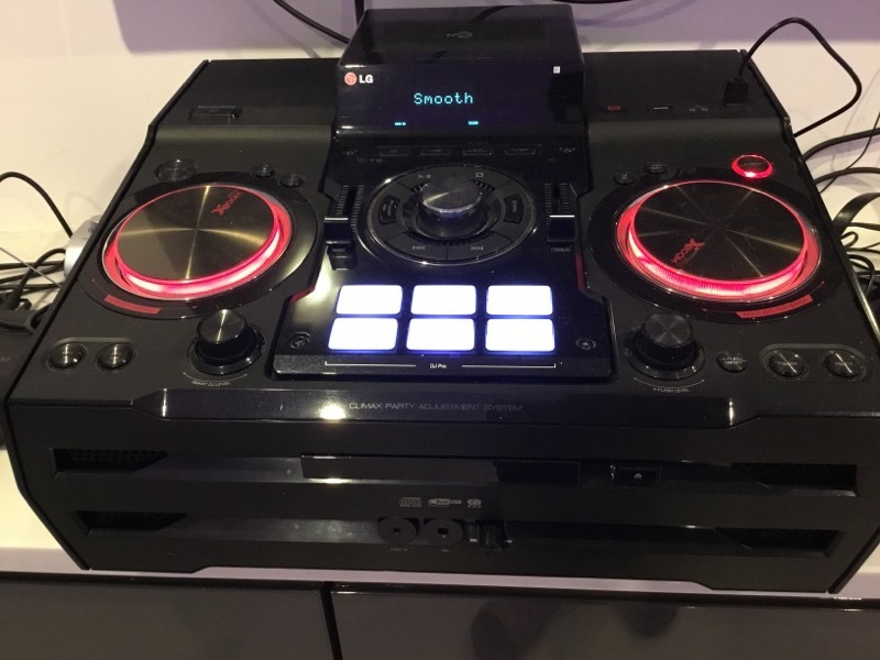 LG CM9740 Hi Fi Auto DJ Boombox 2900Watts in Padgate, Cheshire Gumtree