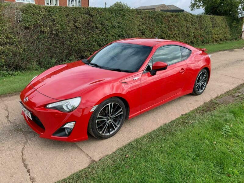 Toyota gt86 2012 года