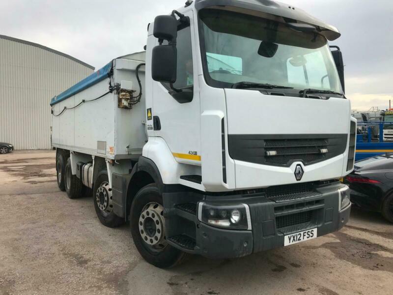 Renault premium lander