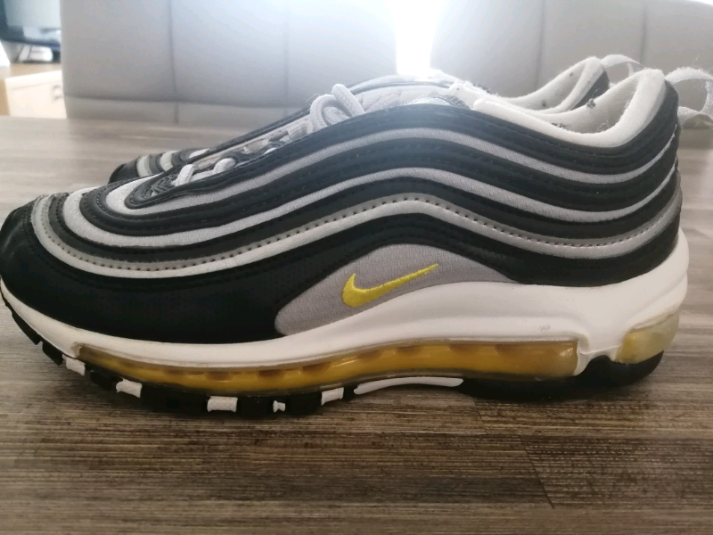 97 trainers junior
