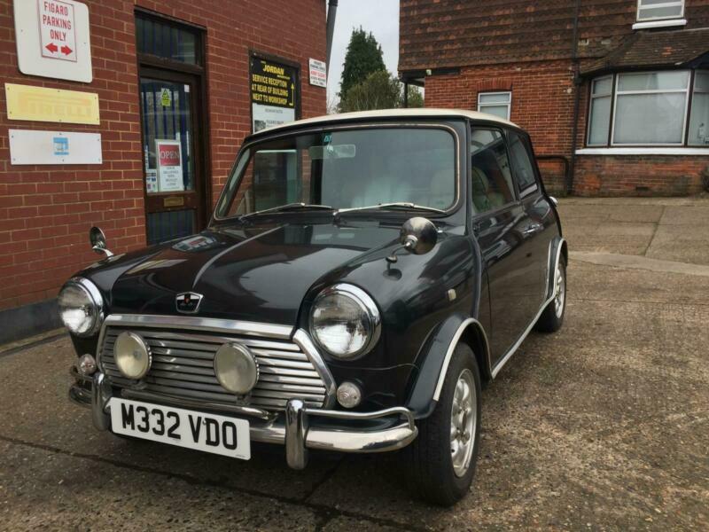 Ford Fiesta Zetec Blue 5 Door Hatchback 1242 Cc Petrol Manual 5 Gears Mar 2008 08 Plate Blue In Bookham Surrey Gumtree