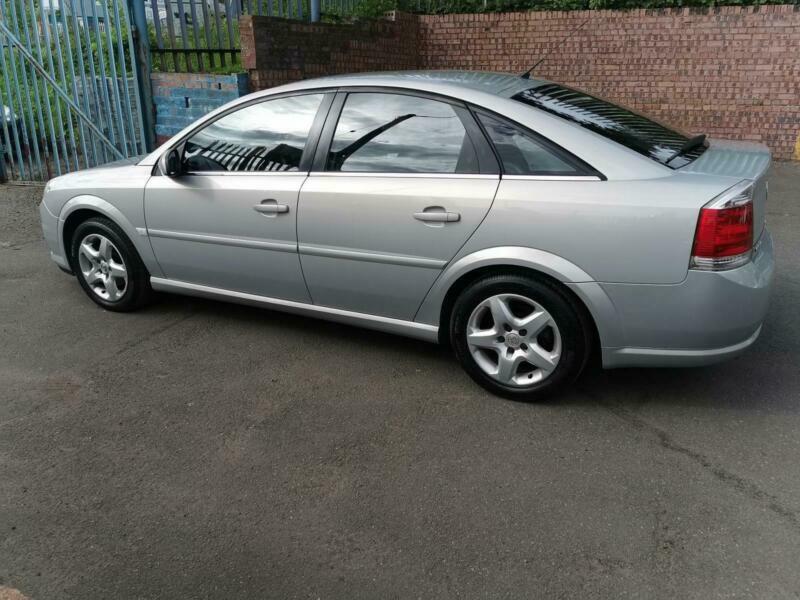 2009 Vauxhall Vectra 1.9 CDTi Exclusiv [120] 5dr HATCHBACK Diesel Manual in Coatbridge, North