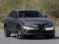 2025 Alfa Romeo Tonale 1.5 MHEV Veloce 5dr Auto Hatchback Petrol Automatic