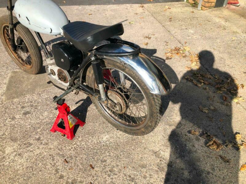 triumph tiger top box