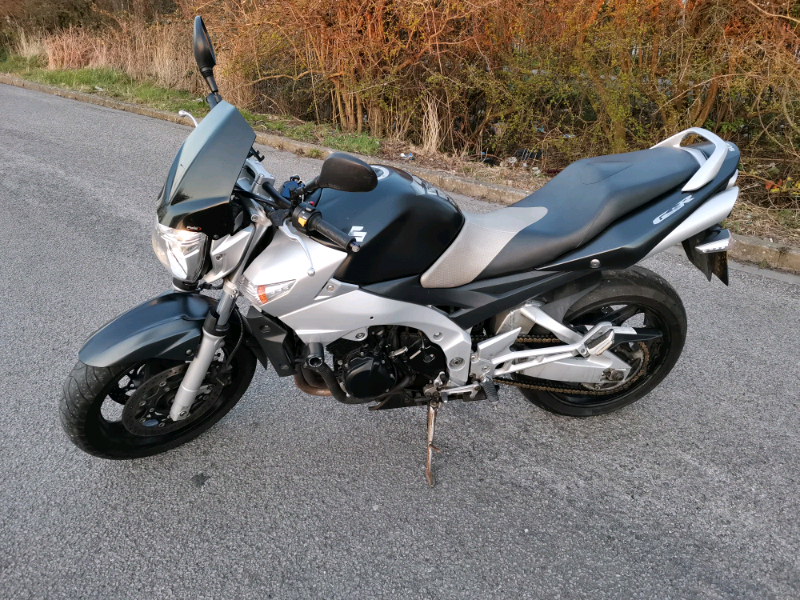 Suzuki gsr 600 k6