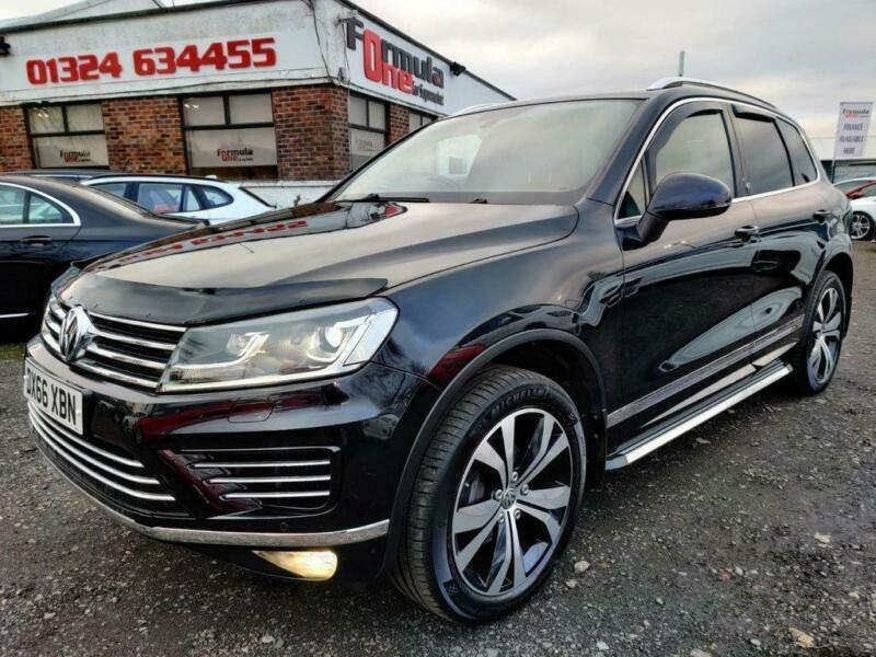 Volkswagen touareg 2016 черный