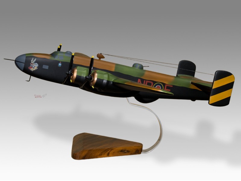 Handley Page Halifax III Model – 158 Squadron RAF Mahogany Wood Airplane Model
