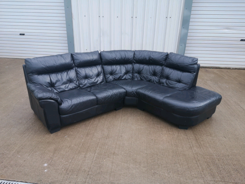 DFS real black leather corner sofa ,couch,suite 🚛 in East End