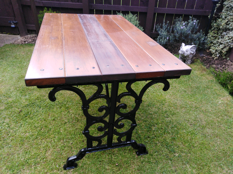 Table for Sale Traditional Victorian Cast Iron Legs!! in Bransholme