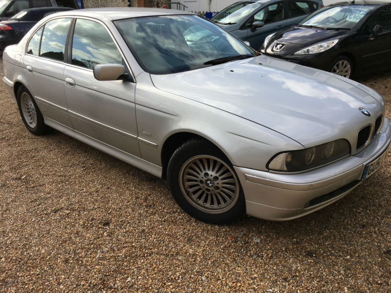 Бмв 520i 2001