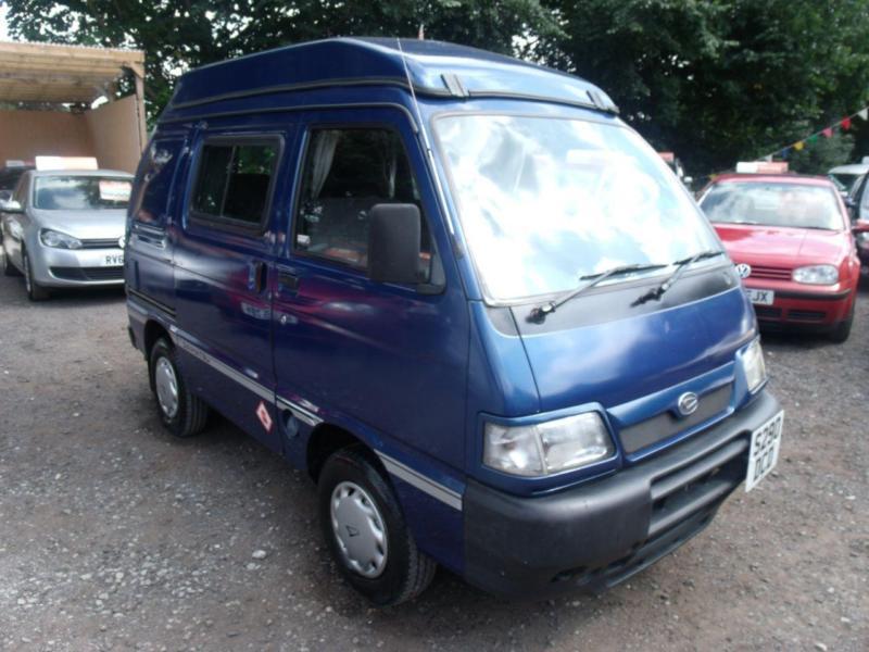 Daihatsu hijet camper