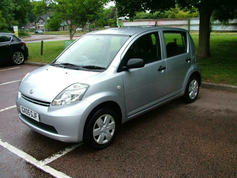 Daihatsu sirion 2005