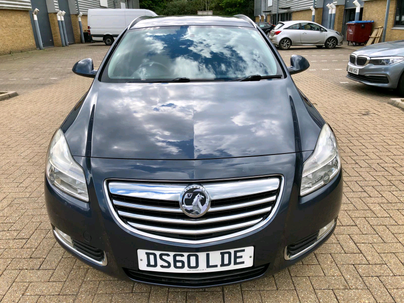 VAUXHALL INSIGNIA AUTOMATIC 2.0 CDTi DIESEL 16v SRi ESTATE 5 DOORS 20 in Luton, Bedfordshire