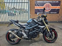 Suzuki GSR750 L1 '2011' HEATED GRIPS - CARBON SILENCER