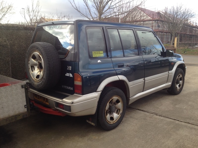 Suzuki vitara v6