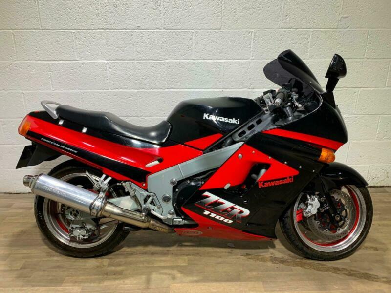 KAWASAKI ZZR1100 C MODEL 1993 GREAT CONDITION LOW MILES NEW MOT JUST