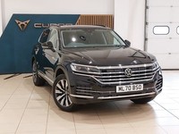 2020 Volkswagen Touareg 3.0 V6 TDI 4Motion SEL Tech 5dr Tip Auto SUV Diesel Auto