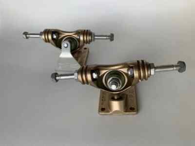 GULLWING H.P.G. IV 1970 s Vintage Skateboard Trucks   Gold - Display set