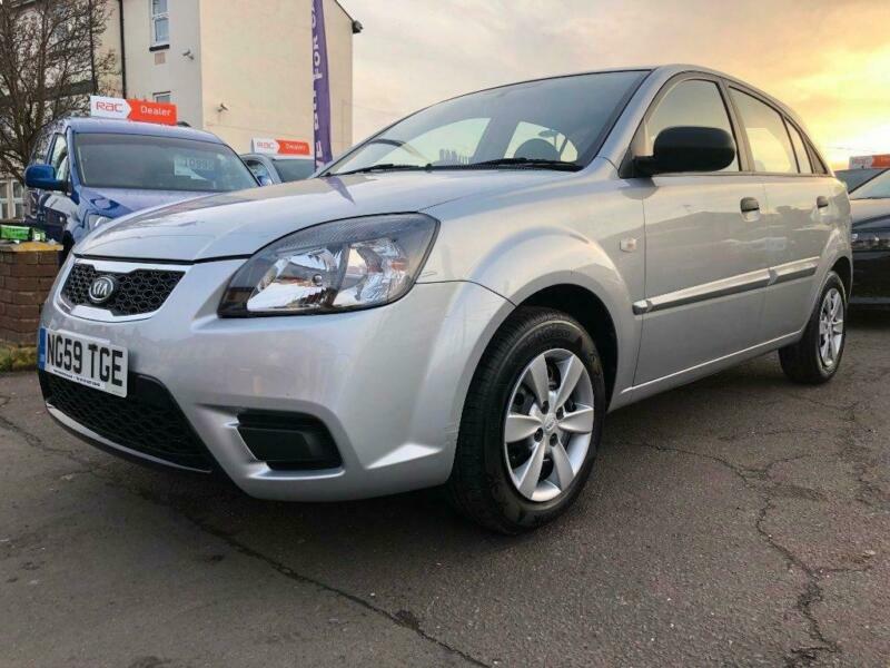 Kia rio 2 2010