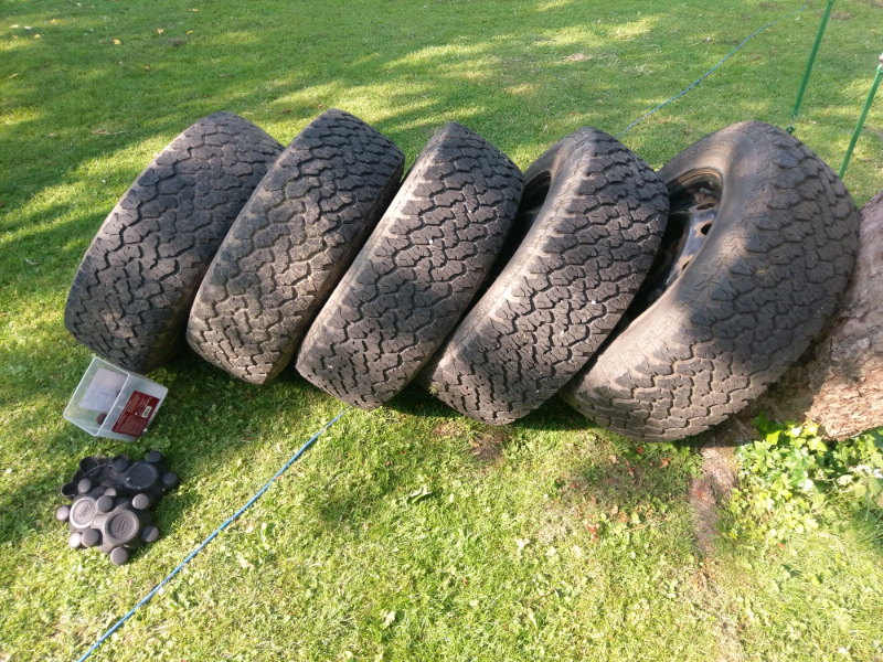 Land Rover discovery td5 steel wheels and general grabber at2 tyres x5