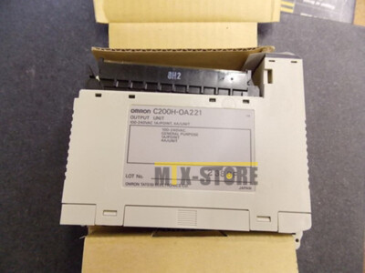 1PCS Brand new ones OMRON Output Module C200H-OA221 100-240VAC
