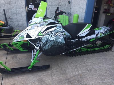 2018 Arctic Cat® M 8000 ES (153) Wrap