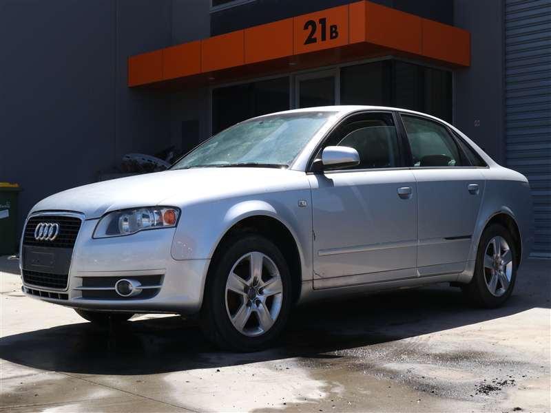 2007 Audi A4 LEFT INDICATOR/FOG/SIDE BUMPER FOGLAMP B7 (/S4/RS4) 08/04-07/09 image 4