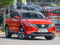 2021 Nissan Qashqai 1.3 DiG-T MH N-Connecta [Glass Roof] 5dr Hatchback Petrol Ma