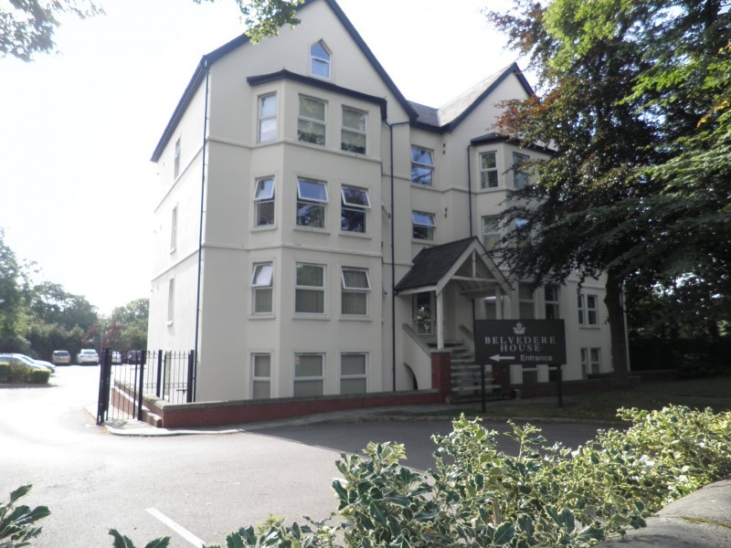 2 bedroom flat in Belvedere House, 4 Ullet Road, Liverpool, L8 in Aigburth, Merseyside Gumtree