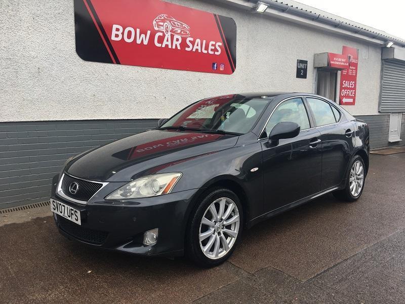 Lexus is 220d