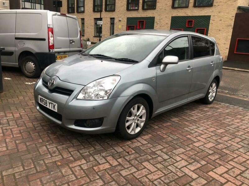Toyota corolla verso 2008