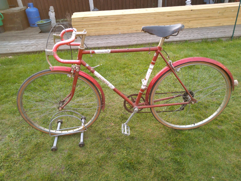 Complete Original Raleigh Olympus Road Bike (16" Frame, 26" Wheels