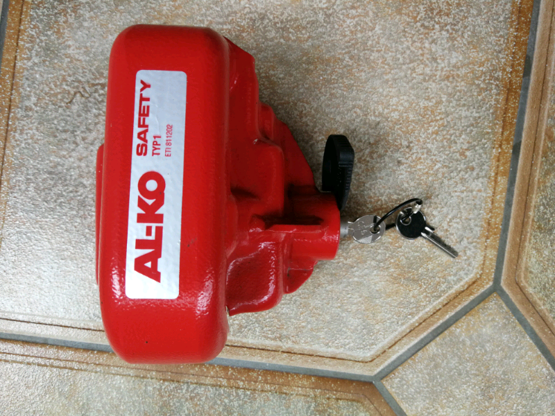 ALKO (Alko) type 1 caravan hitch lock, 2 keys and safety ball. in Mansfield, Nottinghamshire