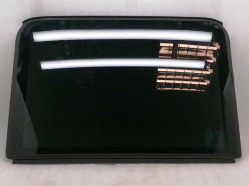 PORSCHE MACAN 95B Rear Panorama Glass 95B877056Z Schiebehebedach hinten Defekt