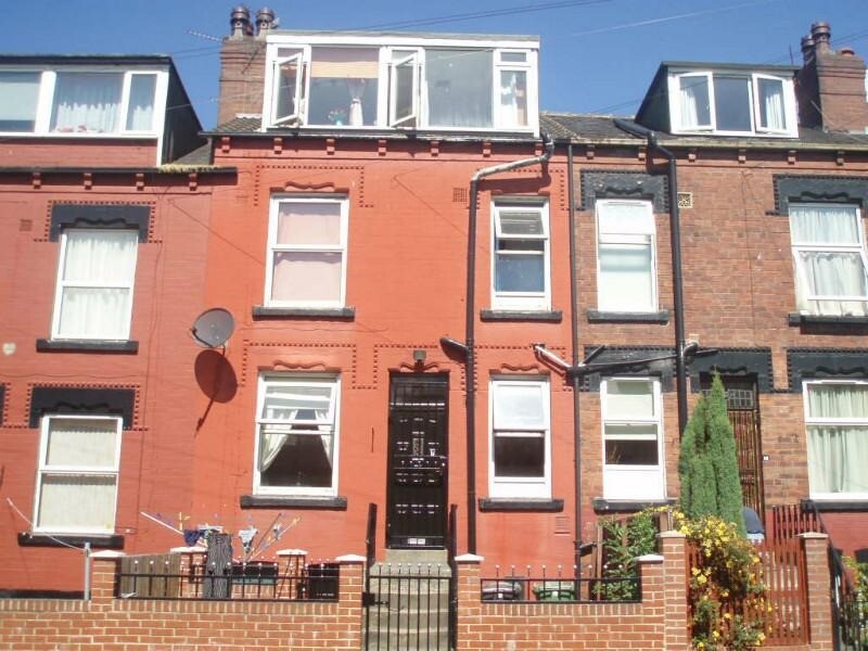 3 Bed House with New Fitted Kitchen Nowell Parade, Harehills, Leeds