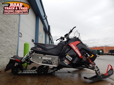 2015 Polaris® 800 RUSH® PRO-S Black / Red