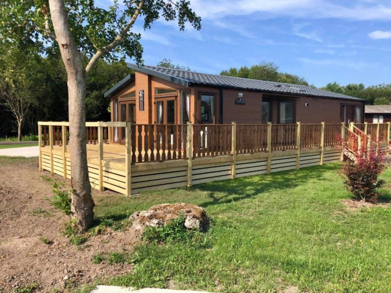 Lodge For SALE Swift Lake District Northwest Coast Cabin Cottage Twin