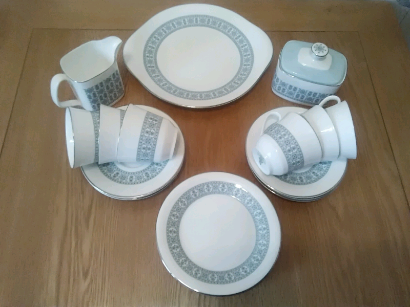 Royal Doulton bone China tea set in Angus Gumtree