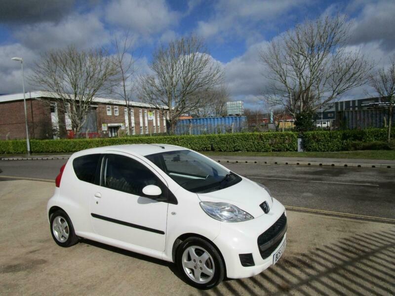 Peugeot 107 2011