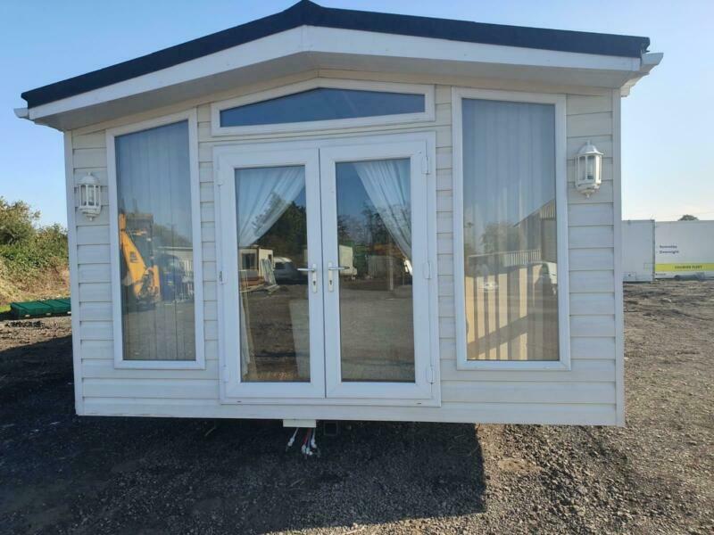 OMAR LODGE FOR SALE OFF SITE MOBILE HOME 40FT X 14FT in Evesham, Worcestershire Gumtree