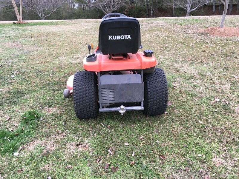 2005 Kabota GR2100 Lawn Tractor