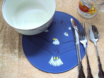 Lavender Silicone Soaring Eagles Kitchen Hot Pad Table Decor Table Placemat